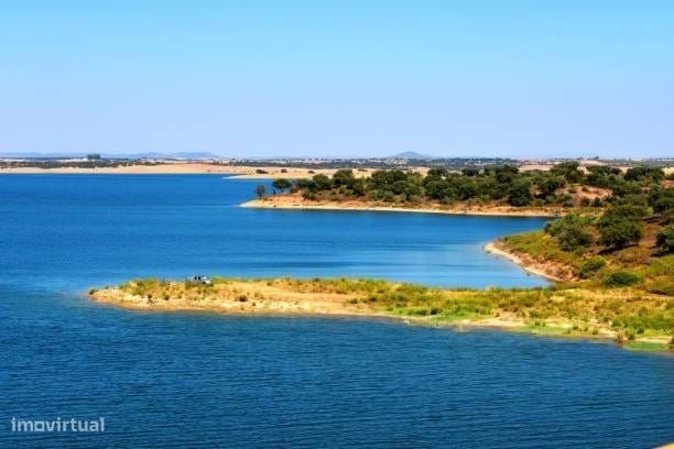 90.000 m2 nas margens do Alqueva