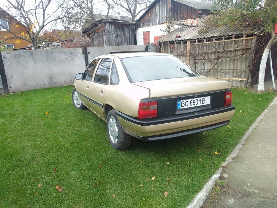 Продам Опель вектра А 2.0 інжектор