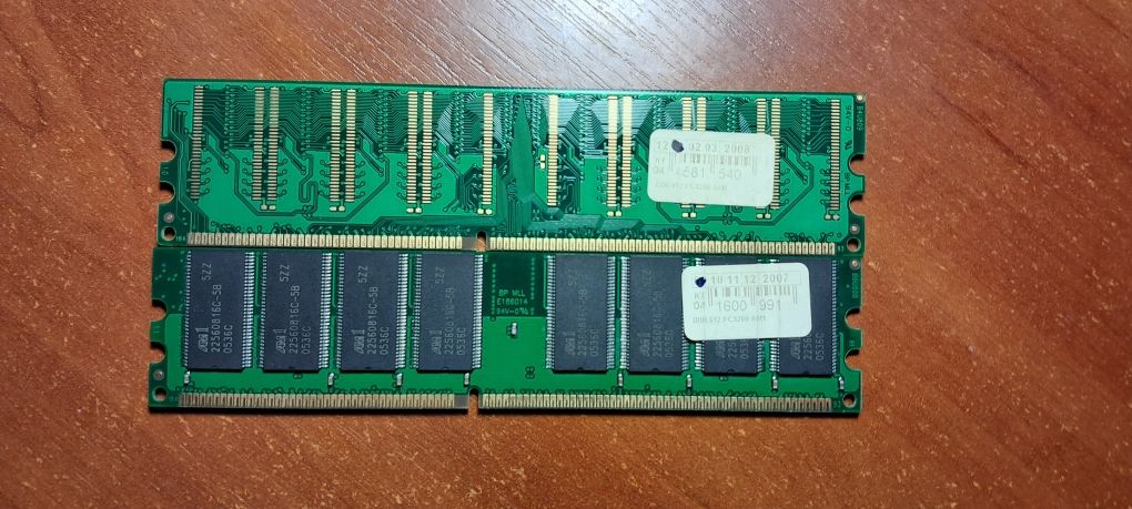 Оперативна пам'ять DDR 1  AM1 1GB