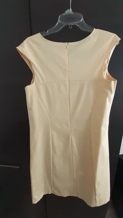 Piękna sukienka bananowa Quiosque rozm.44