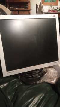 Monitor Samsung sync master 913v