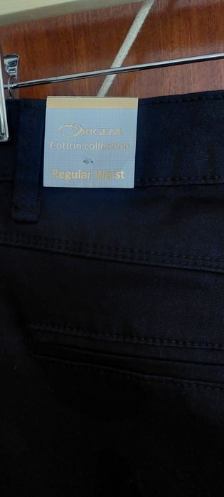 Calça azul marinho