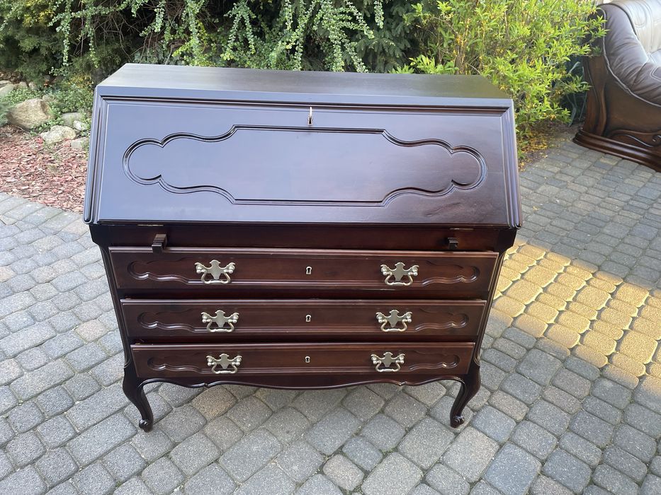 Sekretarzyk w stylu ludwikowskim brązowy Ludwik XV
