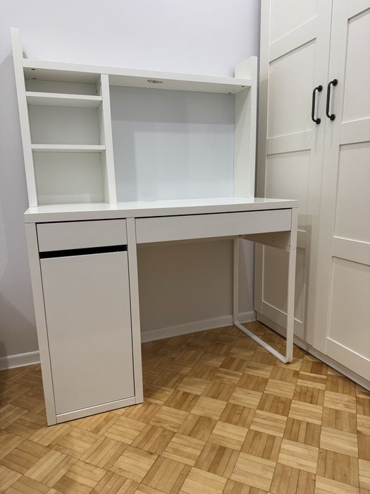 Sprzedam biurko Micke z nadstawką z Ikei