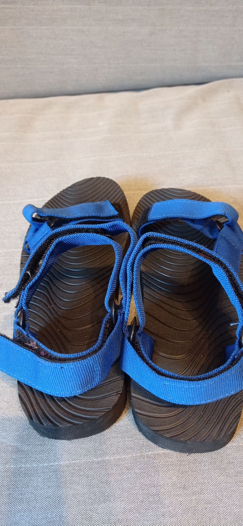 Sandały 38 nowe na rzepy