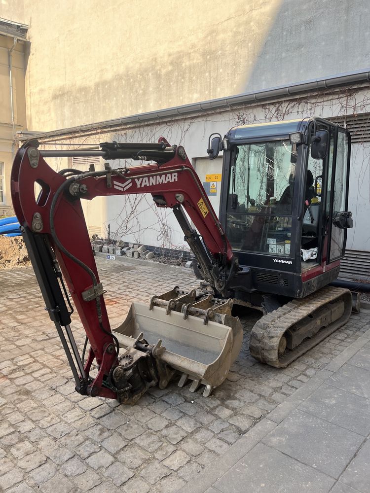 Mini koparka 2,7 t wynajem bez operatora