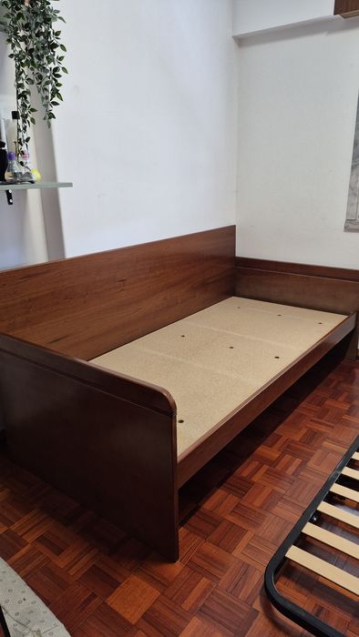 Cama dupla solteiro