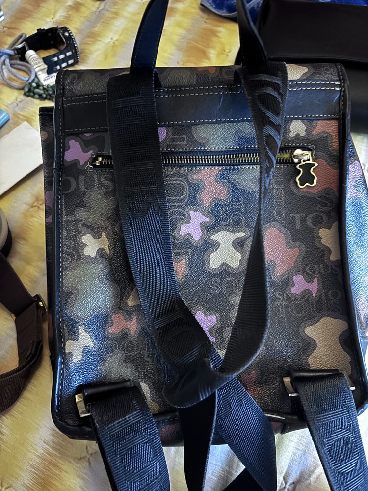 2 mochilas da Tous