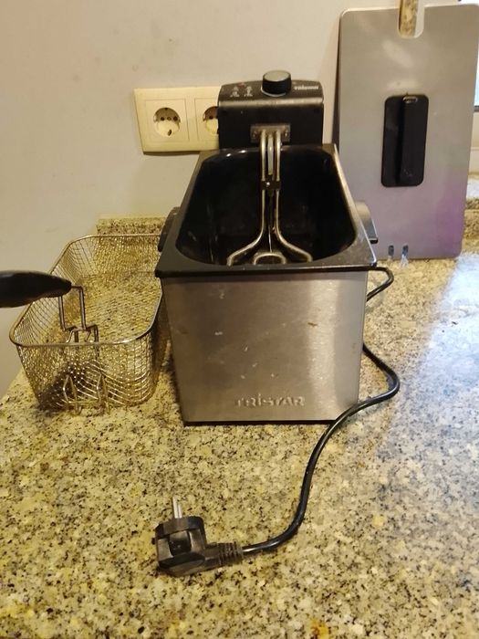 Fritadeira Tristar 3L c/ garantia