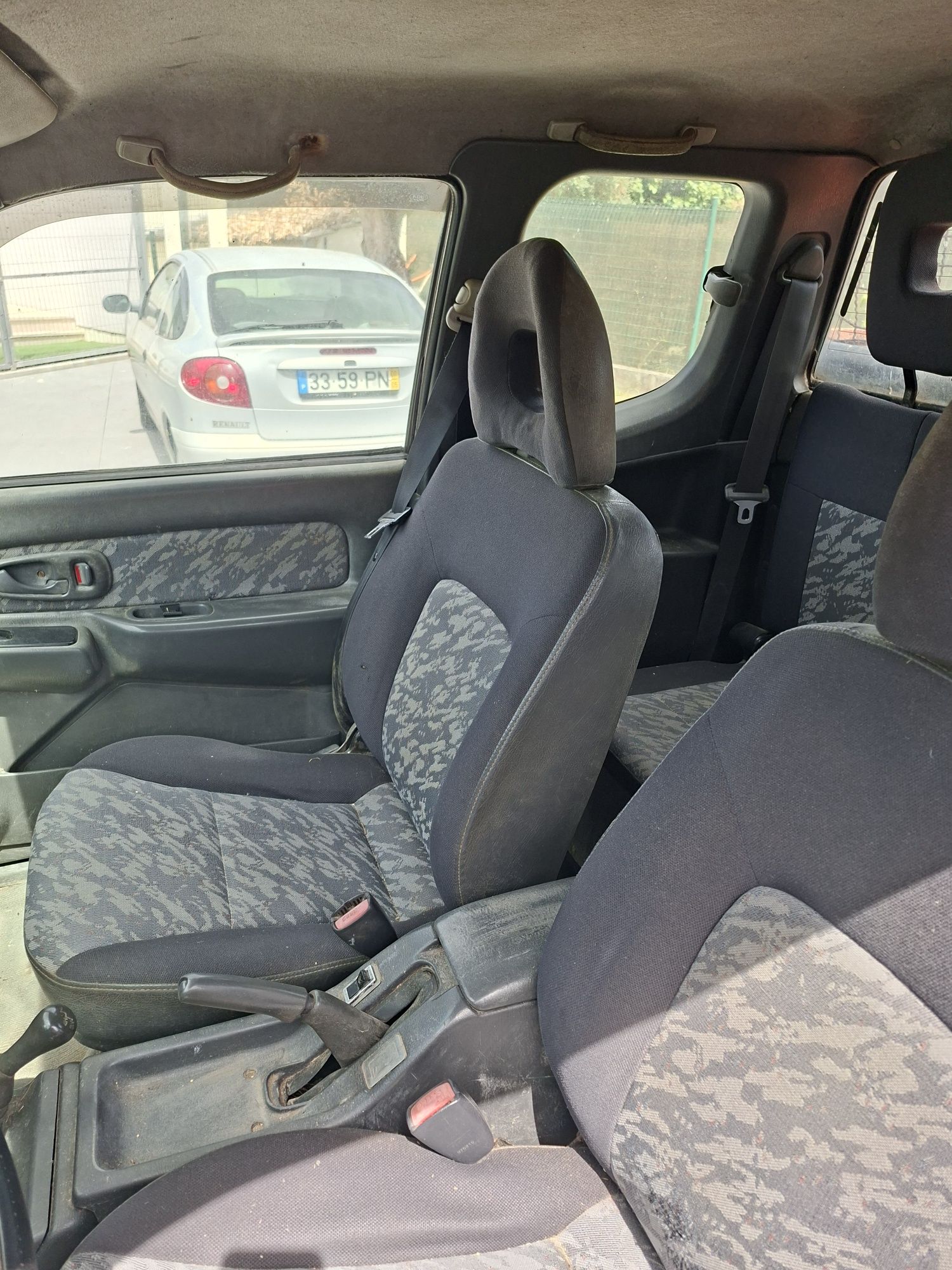 Mitsubishi L200 strakar