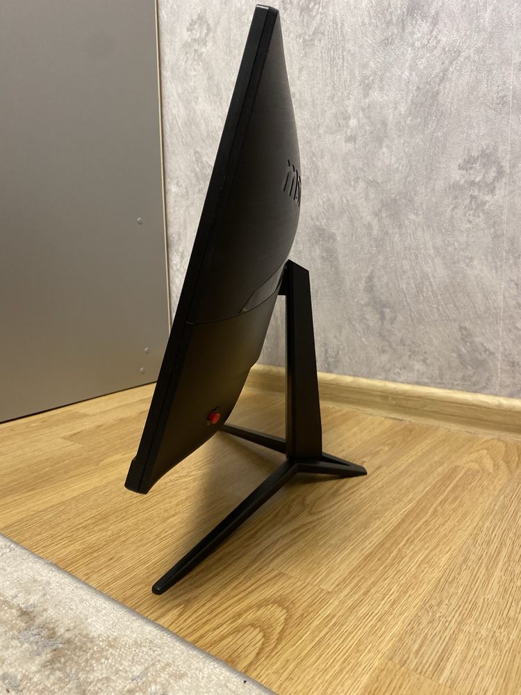 Монітор MSI Optix MAG241C, 144гц, 24дюйма