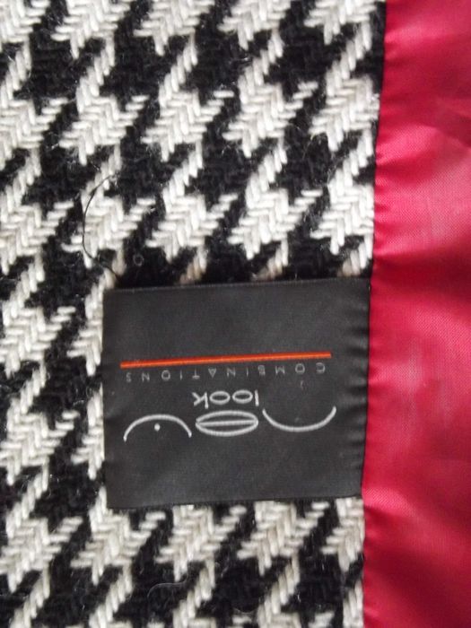 Płaszcz biało-czarny r.38 New Look