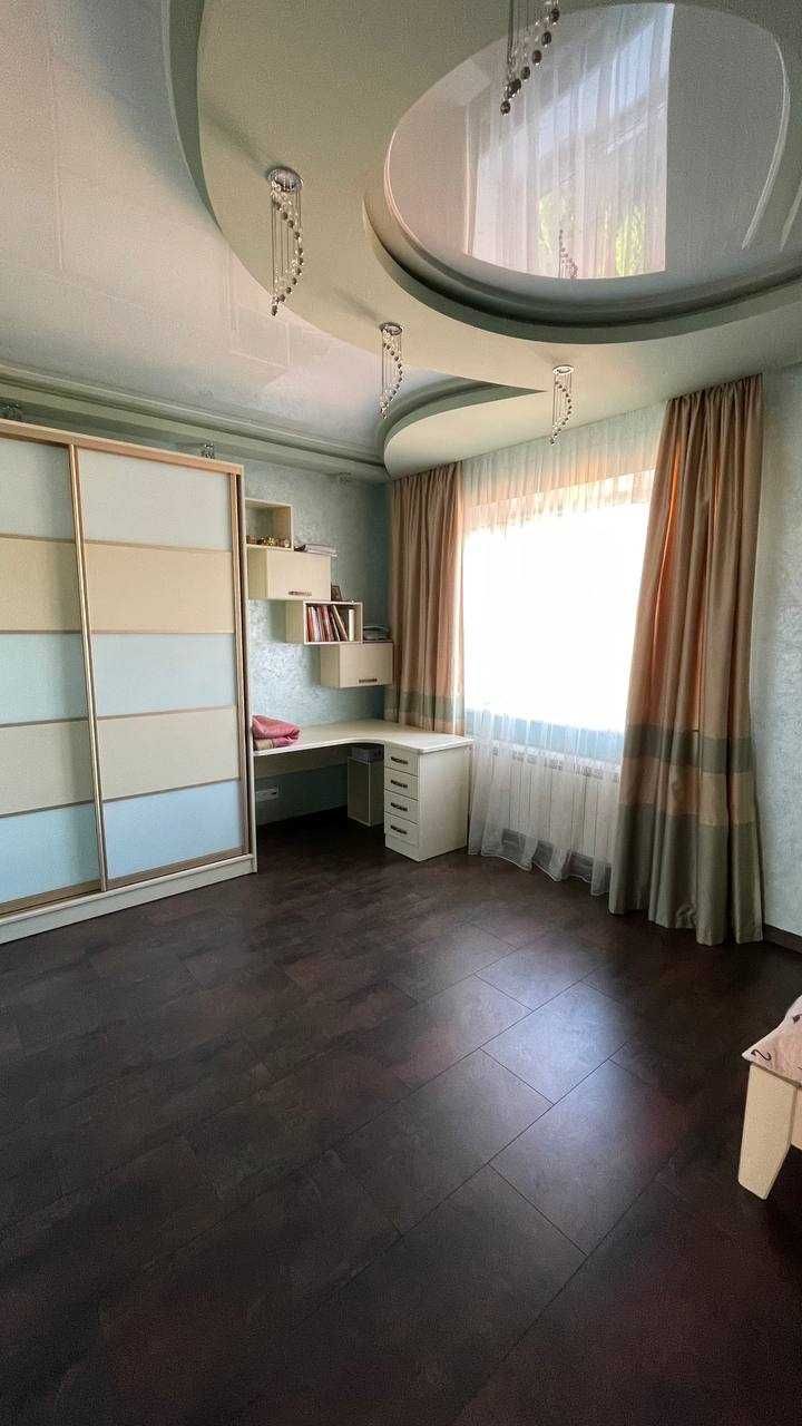 Сдаётся в аренду 2-х этажный дом. Rent
hous in Slavyansk