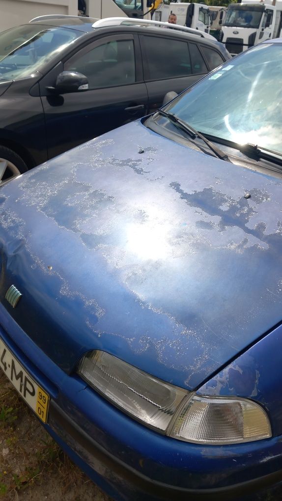 Fiat punto a trabalhar