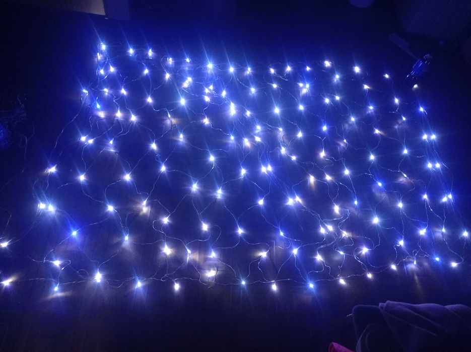 Kurtyna swietla swiateczna.