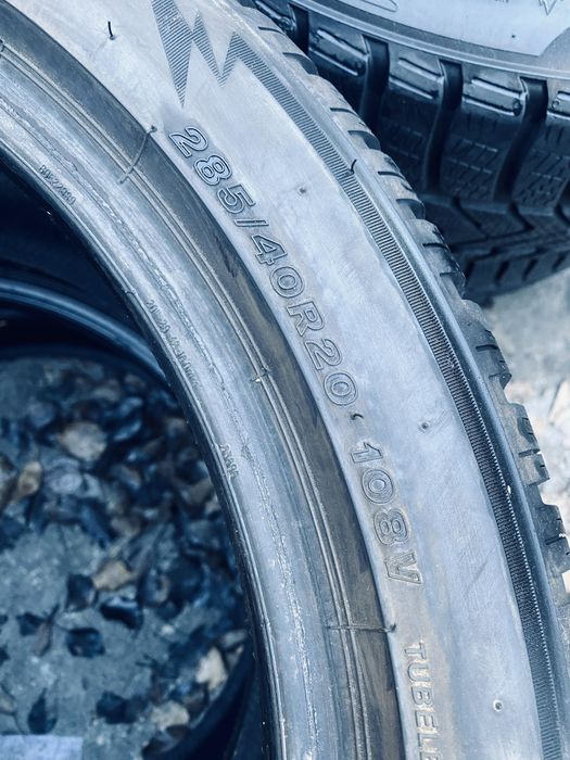 285 40 20 Bridgestone LM005 80%