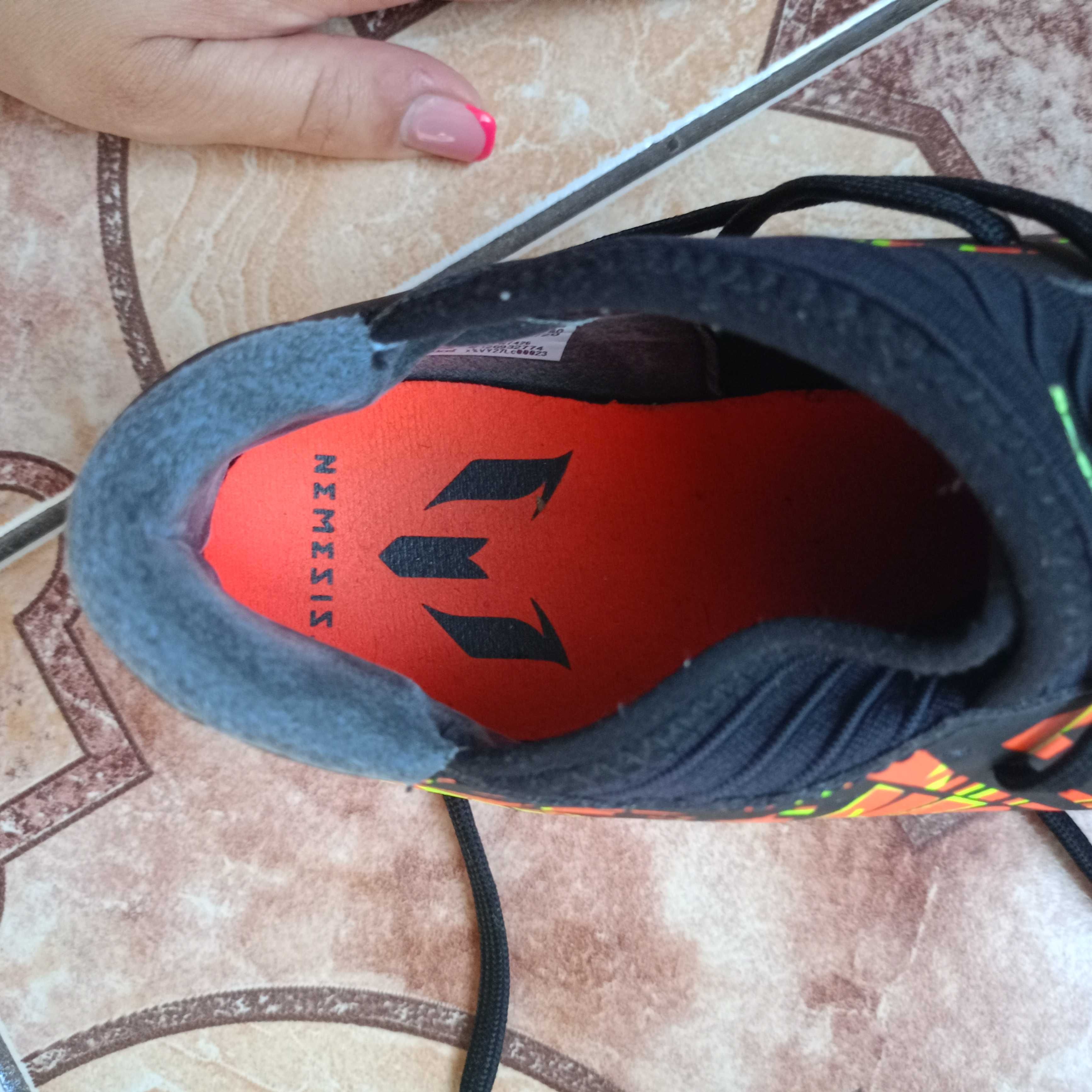 Бутси футбольні adidas