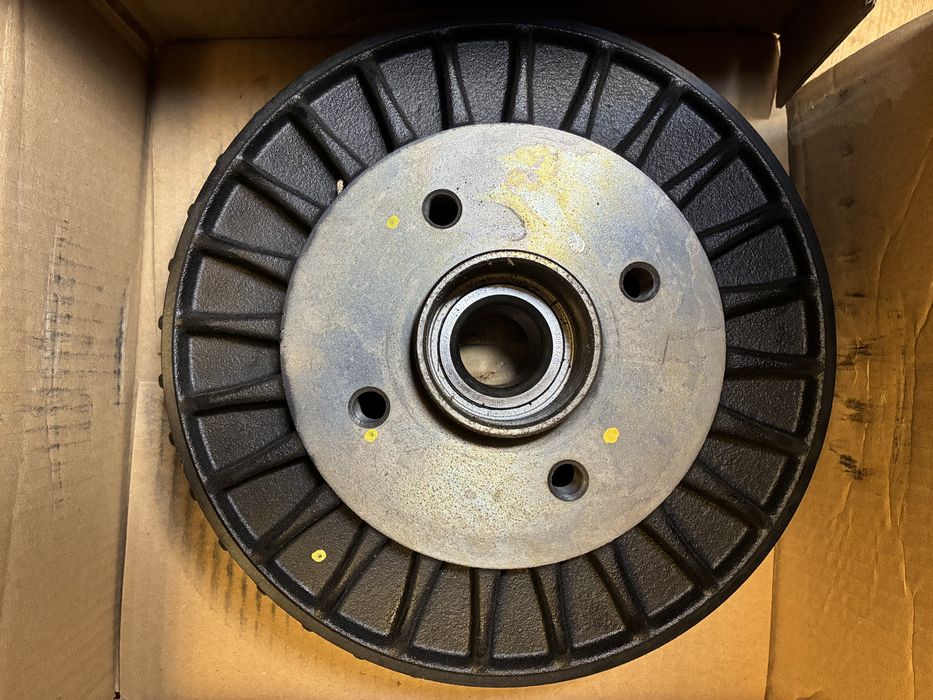 Гальмівні барабани оригінал 432003429R Renault Dacia Logan, Sandero