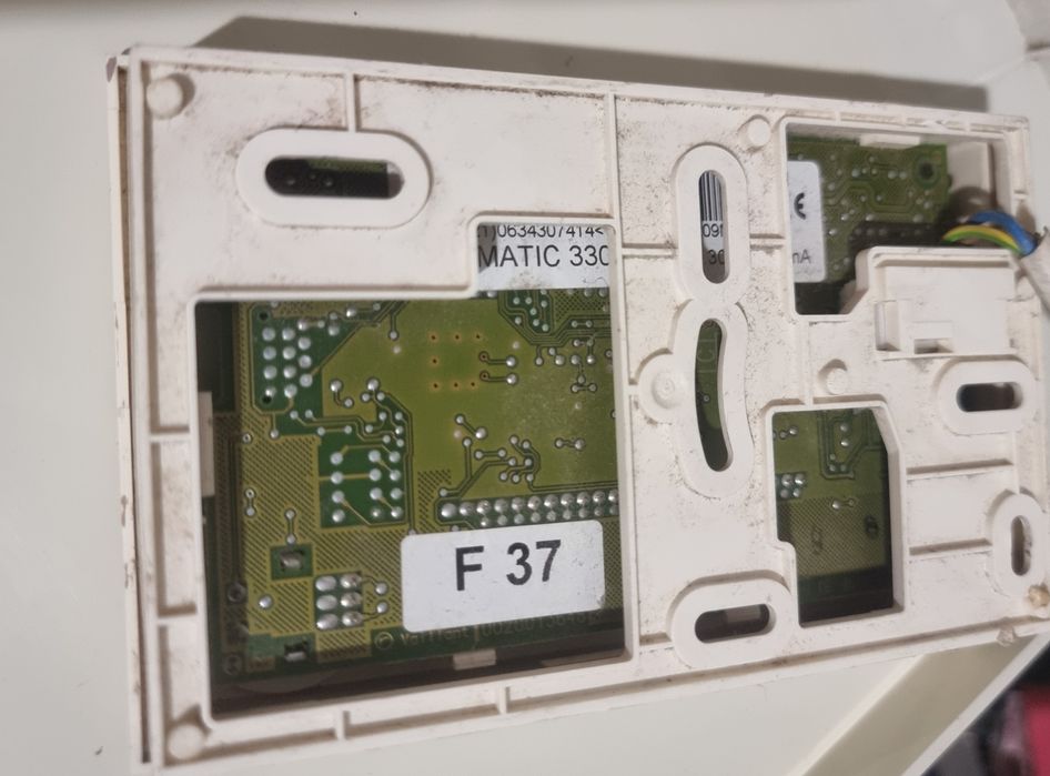 Piec gazowy kocioł  dwufunkcyjny Vaillant  DGN 6
