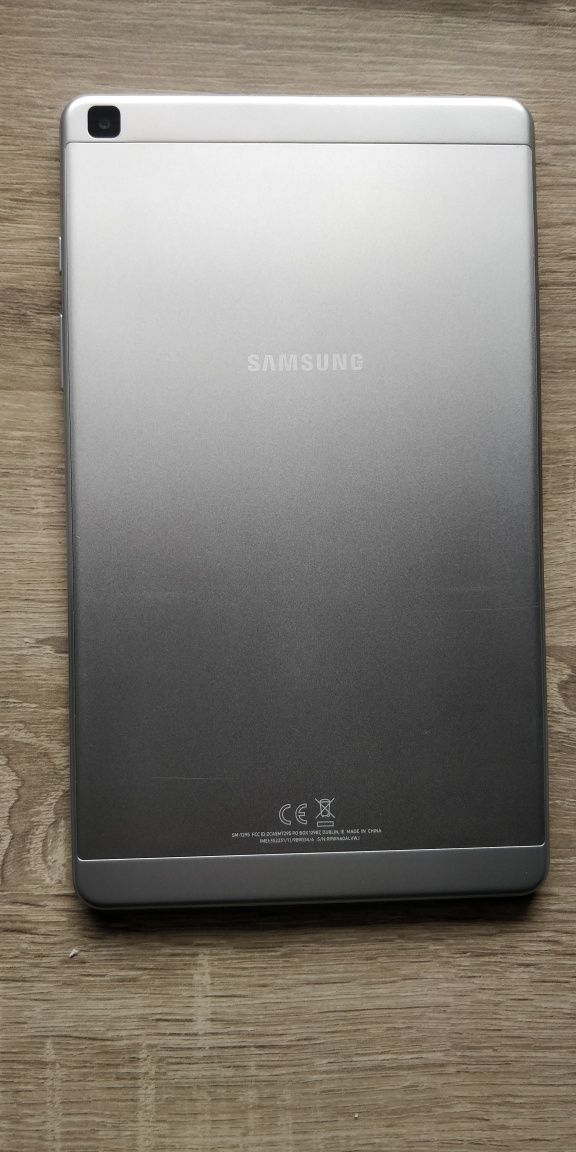 Tablet SAMSUNG Galaxy Tab A 8" 32 GB 4G LTE Srebrny