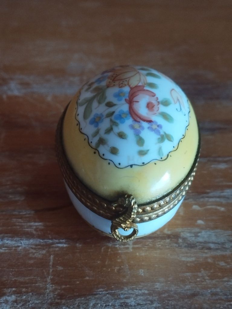 Vintage - Limoges France - Trinket Box