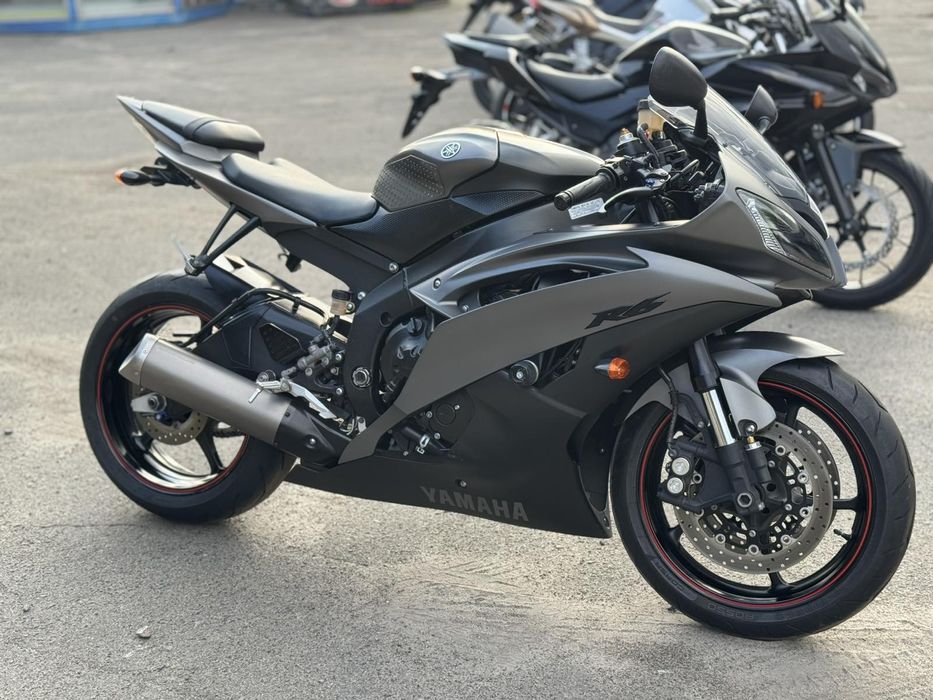 Японський мотоцикл ЯМАХА Р6 YAMAHA R6