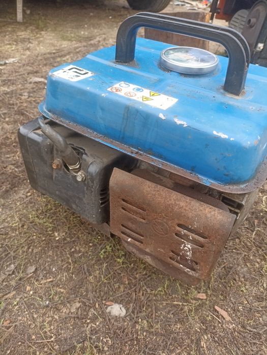 Продам генератор бензиновий.