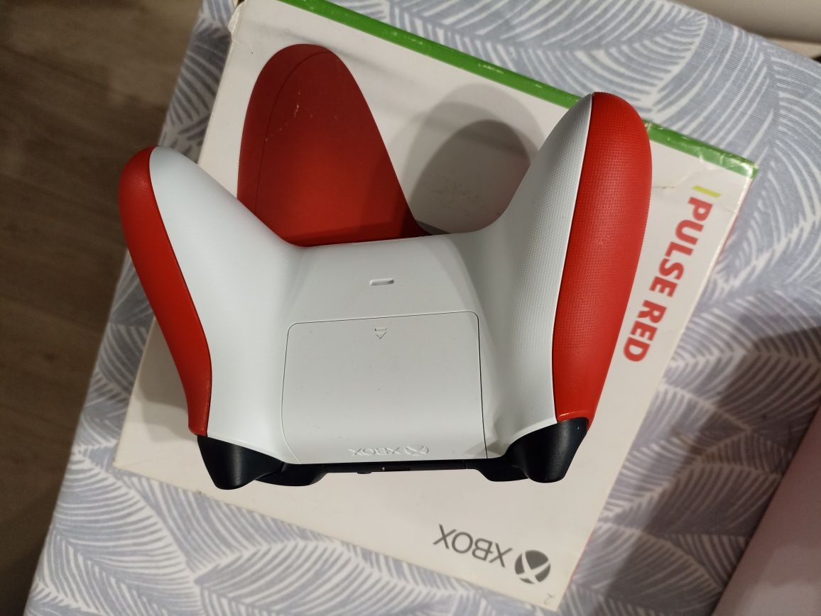 Pad kontroler bezprzewodowy xbox Pulse Red