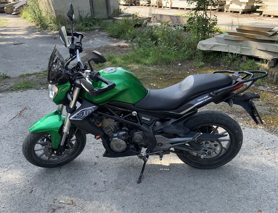 Benelli BN 302 , TNT