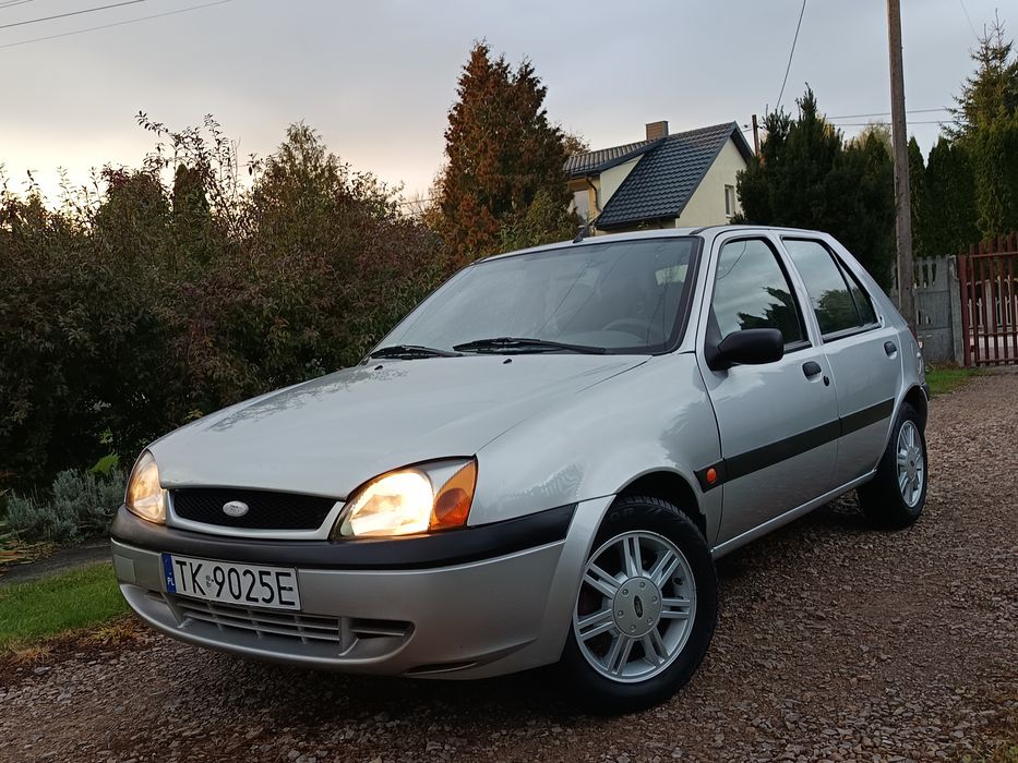 Ford Fiesta 1.8TD Super stan! Klimatyzacja ! El szyby! Doinwestowana !