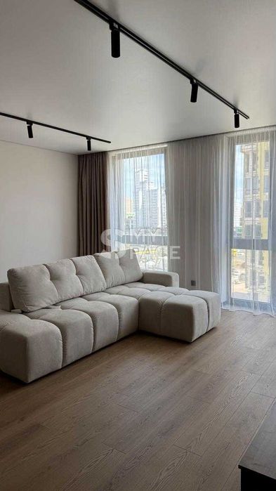 ЖК Славутич вул.Зарічна 2к 76 м2 Новий ремонт ст.м Славутич