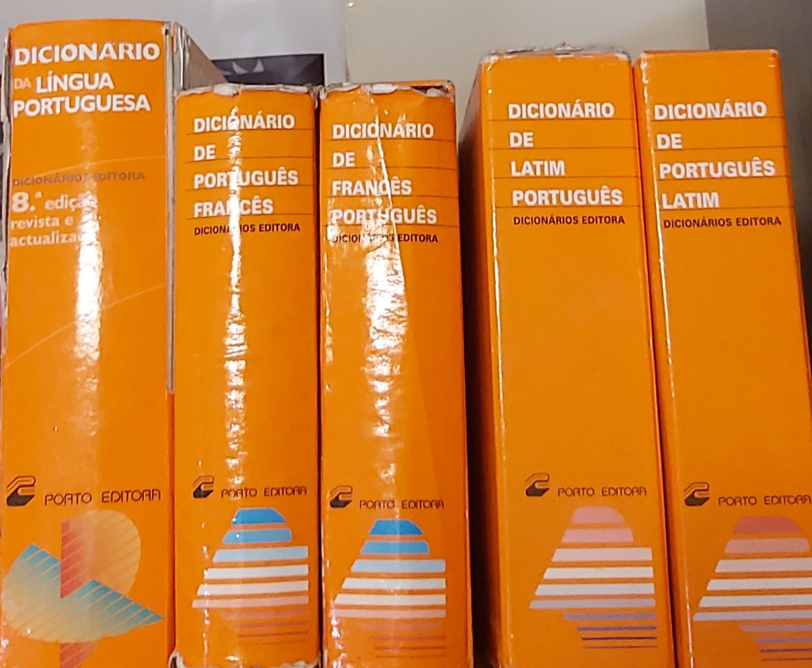Dicionarios francês, latim, português