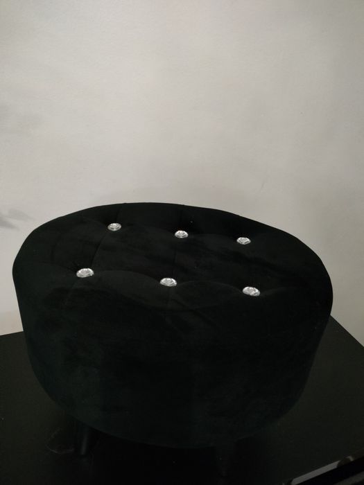 2 sztuki Czarna pufa home and you kryształk 2 sztuki i podnóżek Glamo