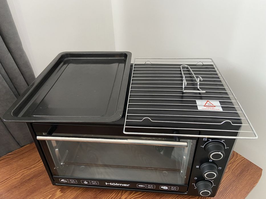 Електро піч до 250 градусів 35л. 1800вт HEO-183B  Holmer