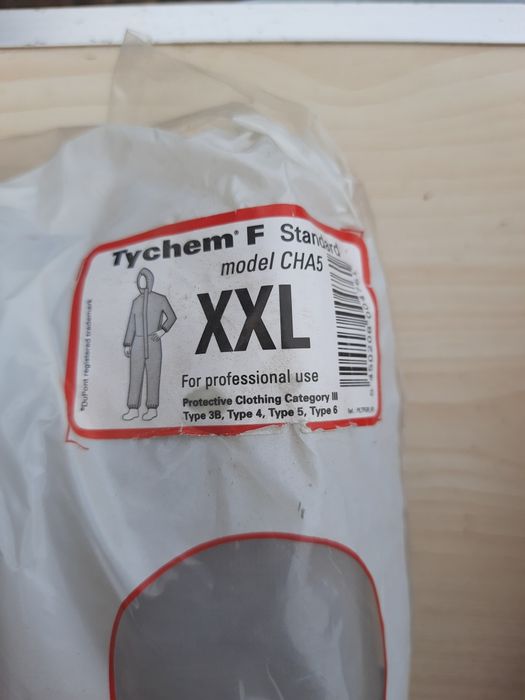 Костюм захисний ,комбенезон зі шкарпетками