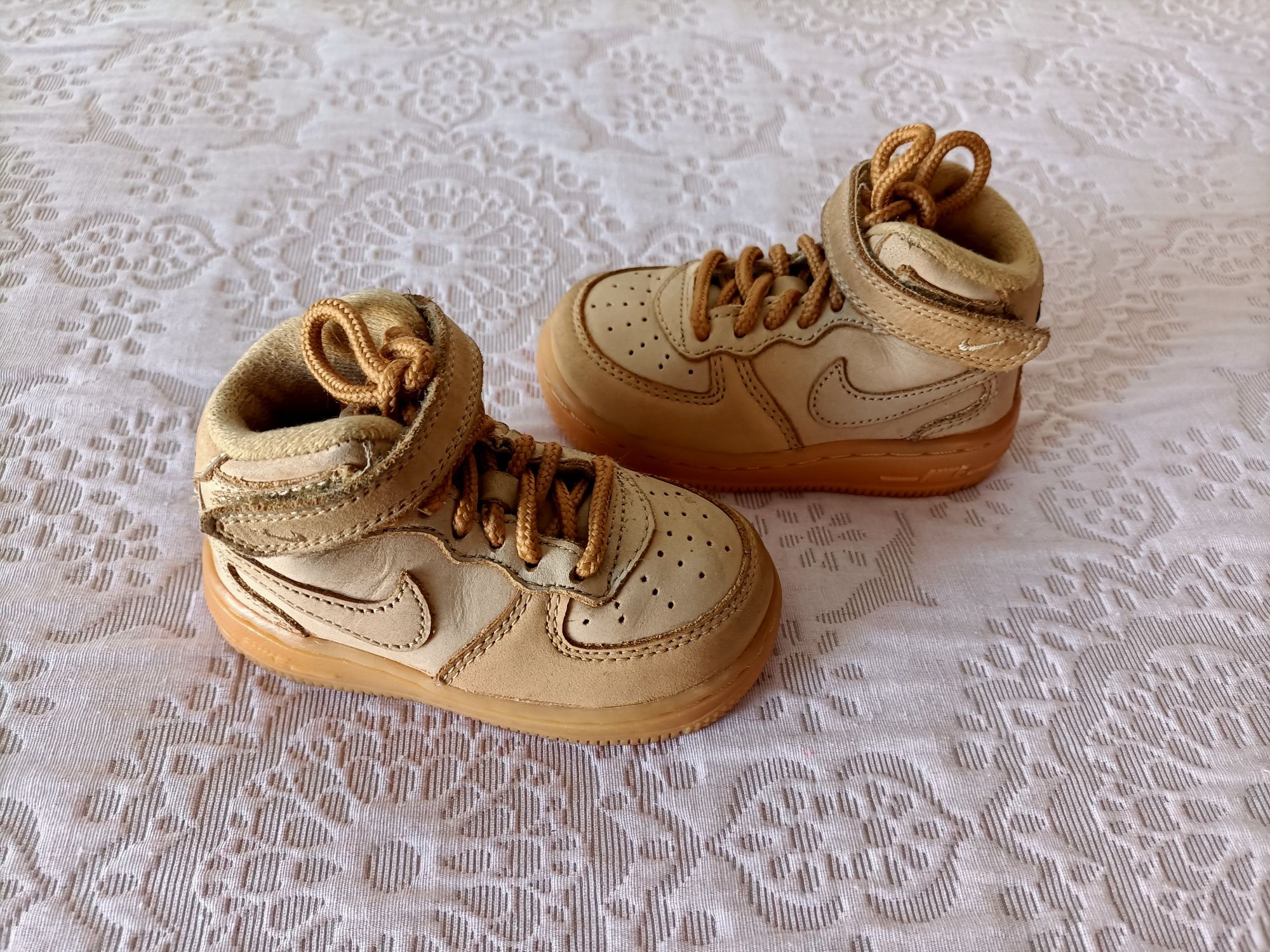 Sapatilhas Nike n21 c novas