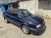 Продам Volkswagen Vento 1.8i