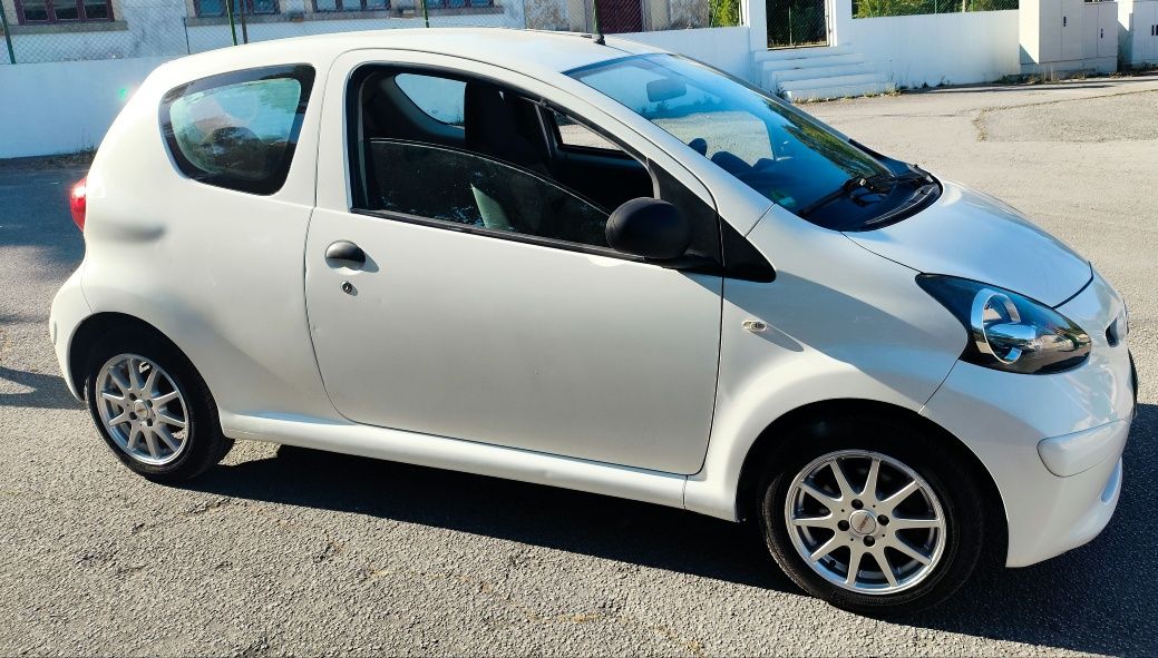 Toyota aygo 2008 1.0 gasolina