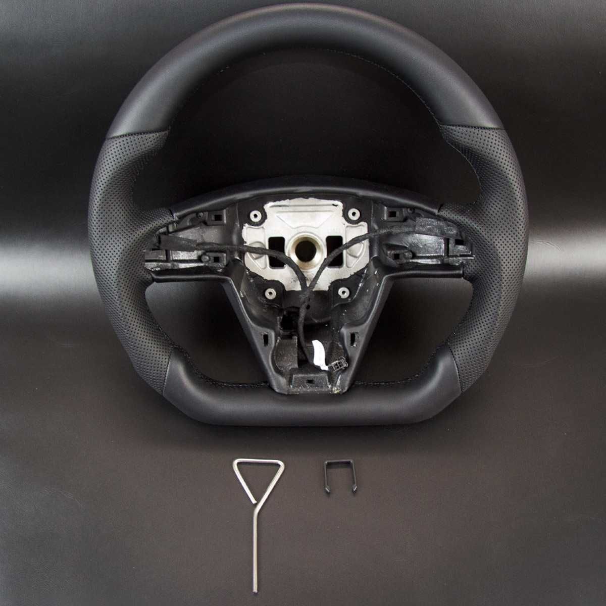 Круглий руль кермо Hansshow для Tesla Model S и Tesla Model X 2021+
