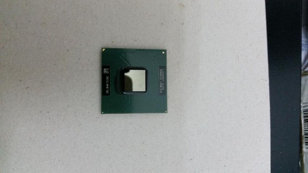 Processador INTEL SL6 VC, 2400/512