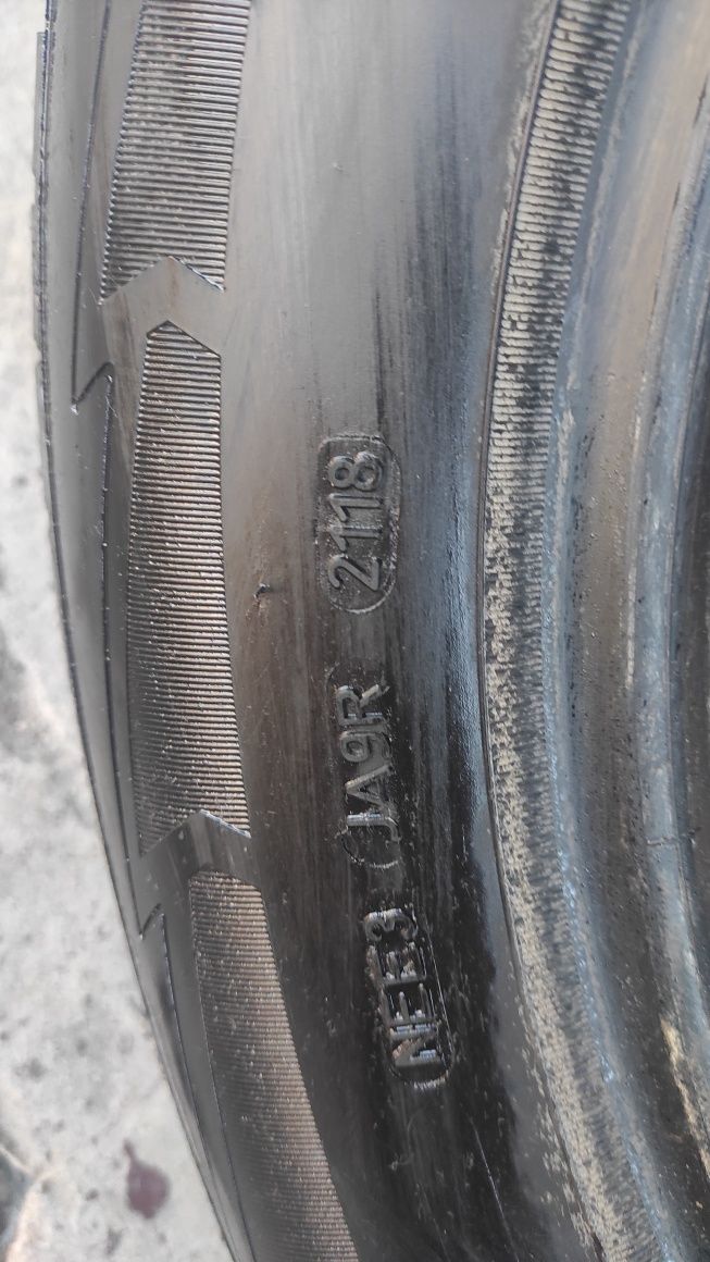 Шини зима 215/65/17 suv Goodyear тігуан кодіак vag