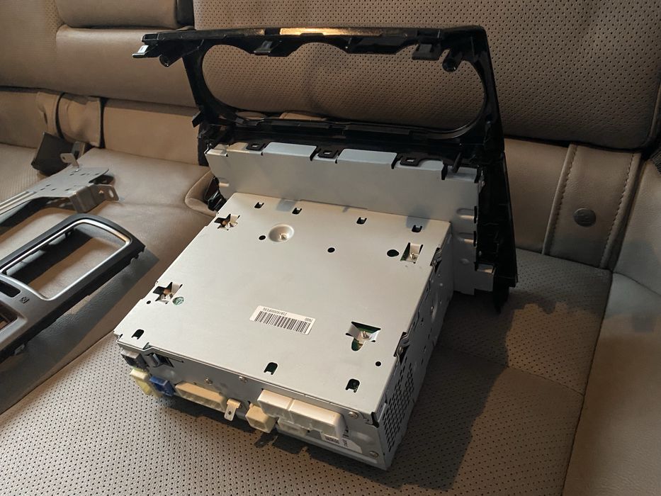 Штатная автомагнитола Subaru Forester 2016