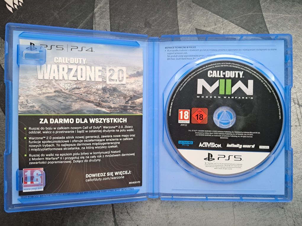 Call of duty: Modern warfare PS5 + Steelbook