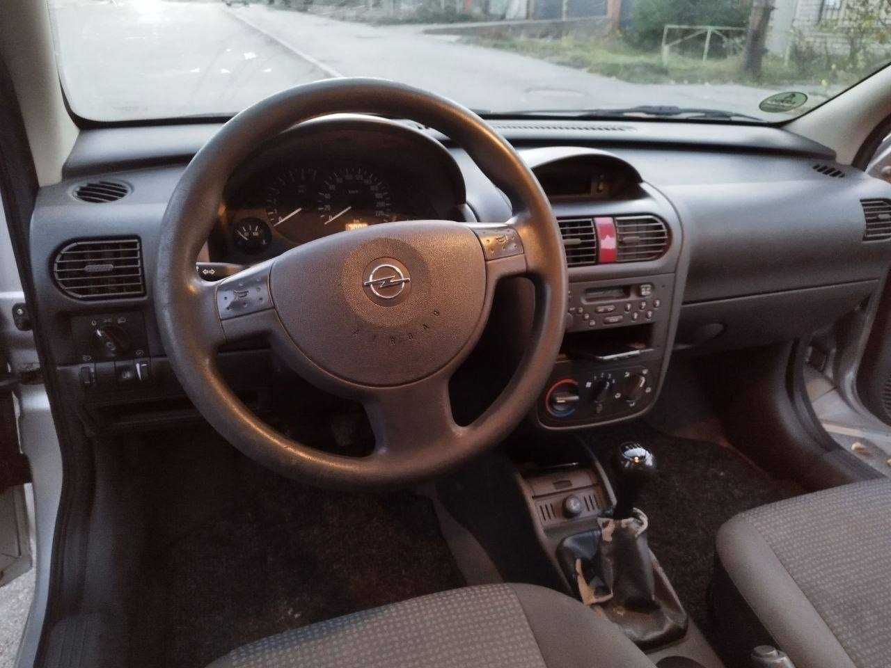 Авто Opel Corsa 2003 (222тис.км пробіг)