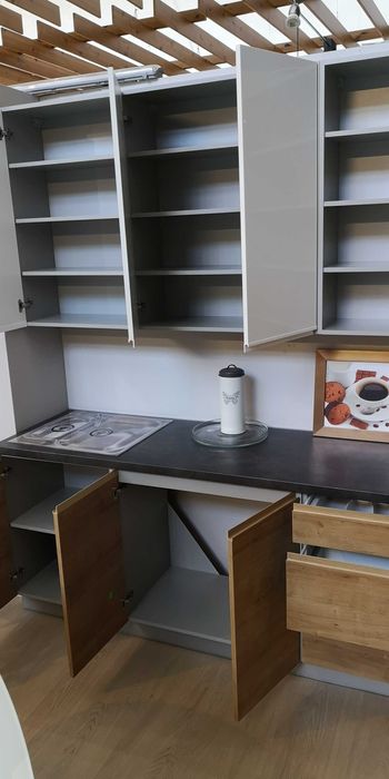 Gotowy zestaw kuchni Sole. Szerokość 2m