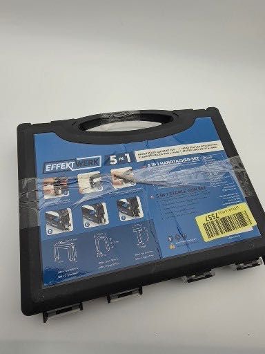 Zszywacz, pistolet do gwoździ.