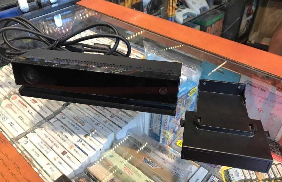 Kinect Xbox One Czarny + Uchwyt do Kinecta na TV Sklep Irydium Łódź