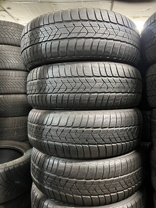 Комплект зимової гуми 205/55/17 Pirelli