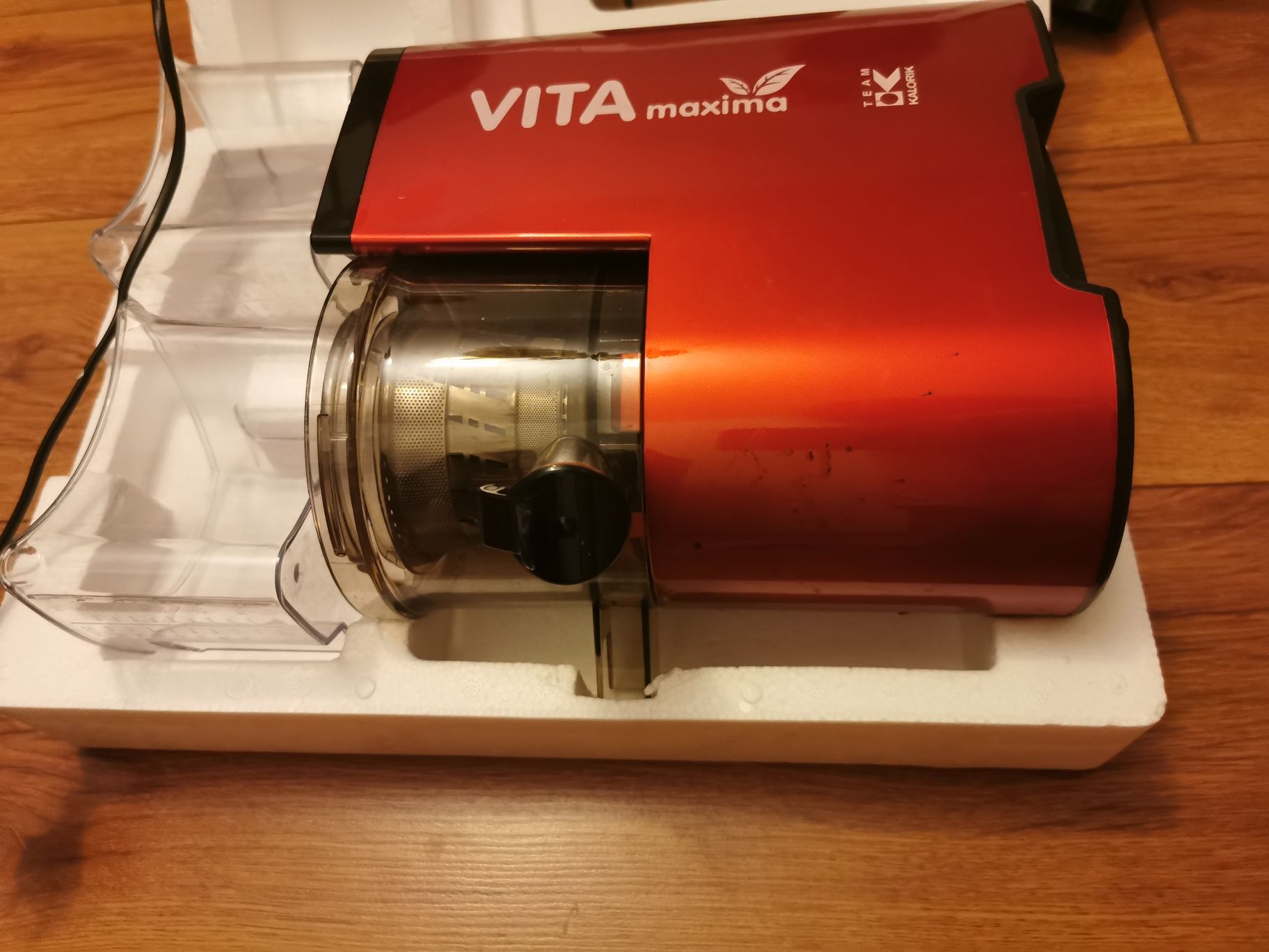 Wyciskarka wolnoobrotowa KALORIK FE1010R, jak nowa!