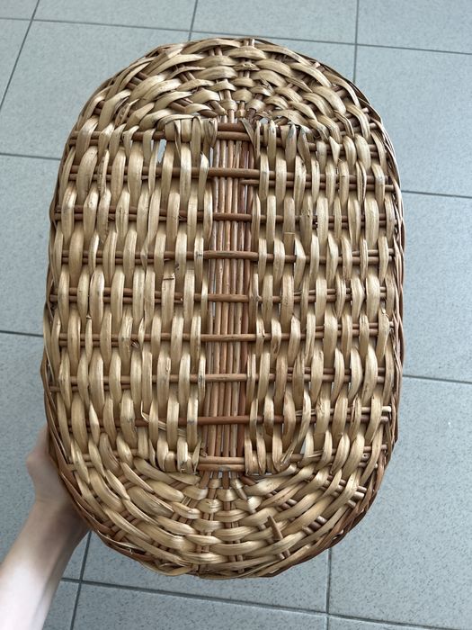 Cesto de verga castanho